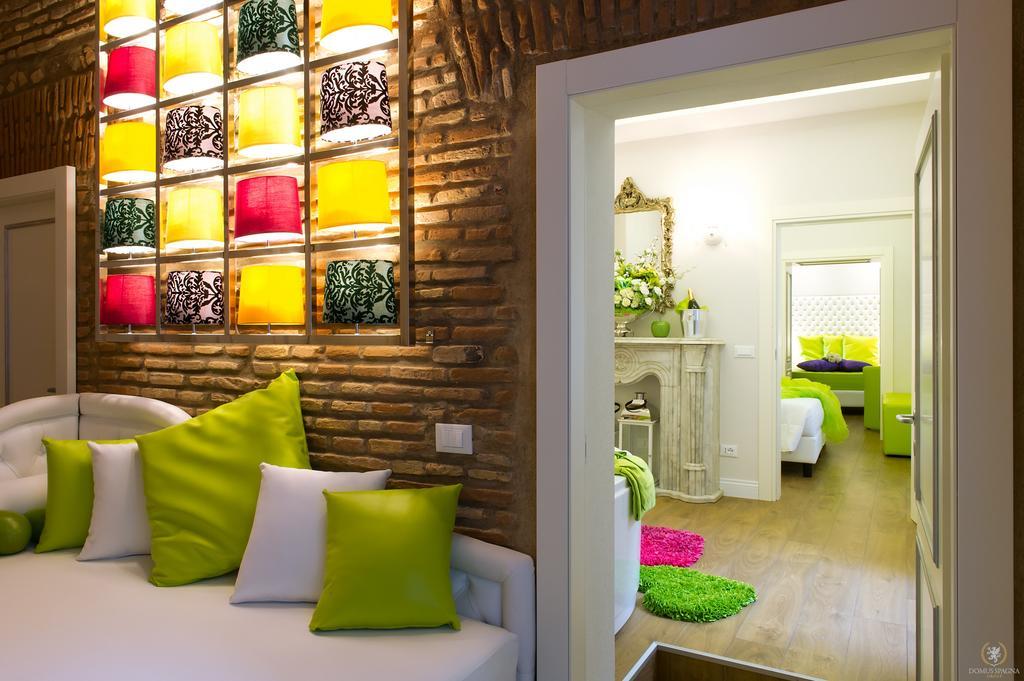 Domus Spagna Condotti Imperial Guest house
