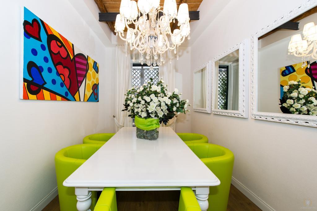 Domus Spagna Condotti Imperial Guest house